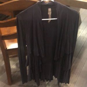 Cardigan charcoal gray ruffle